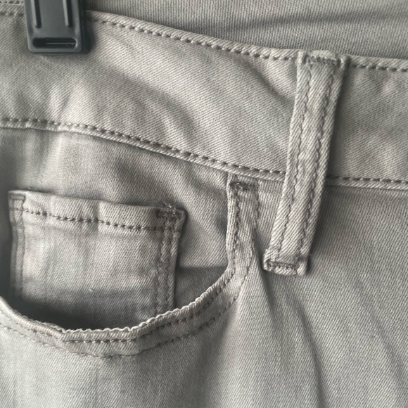 Cello Women's Gray Skinny Jeans - Picture 6 of 10